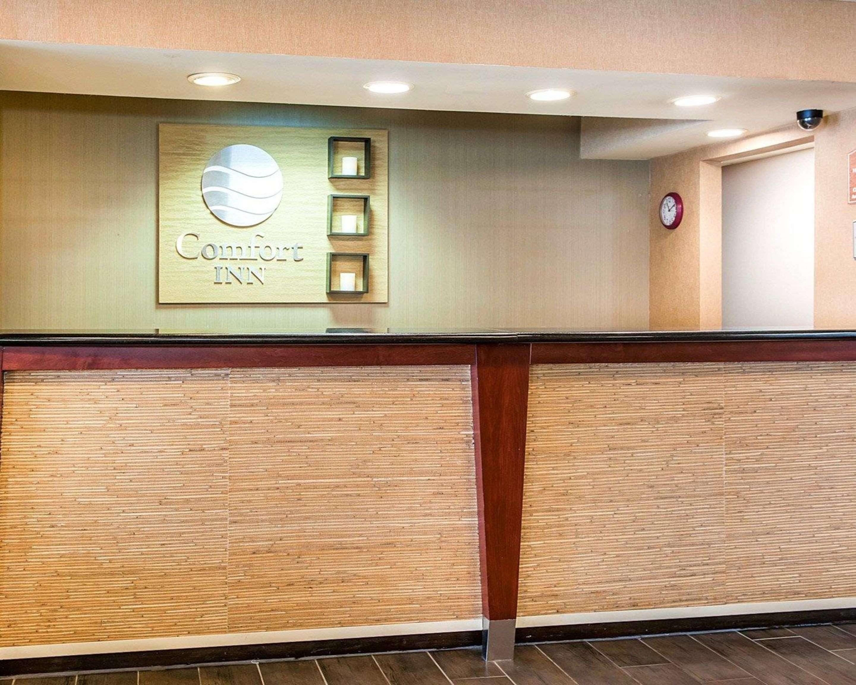Comfort Inn Oxford - University Area Exterior photo