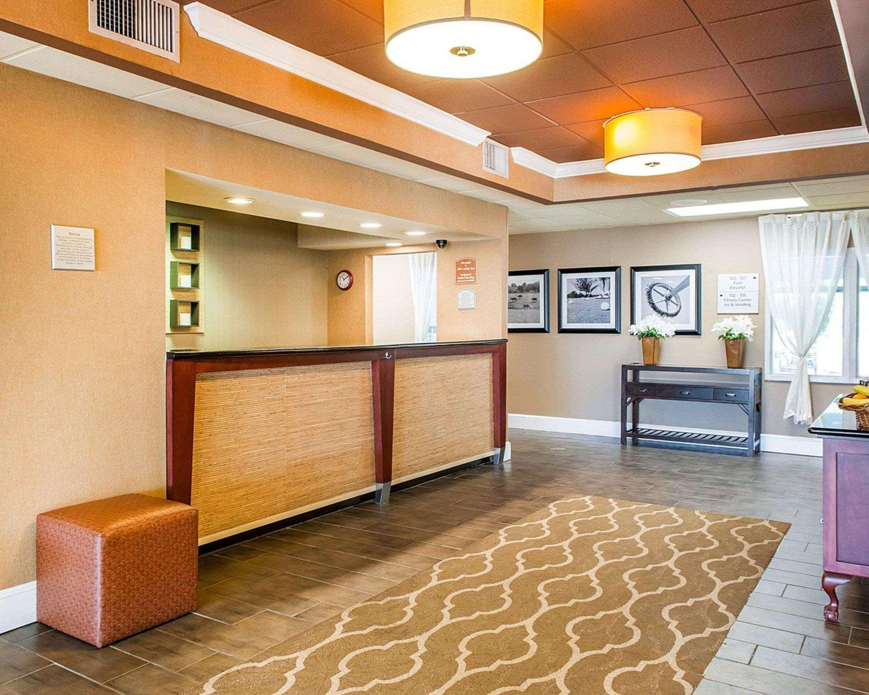 Comfort Inn Oxford - University Area Exterior photo