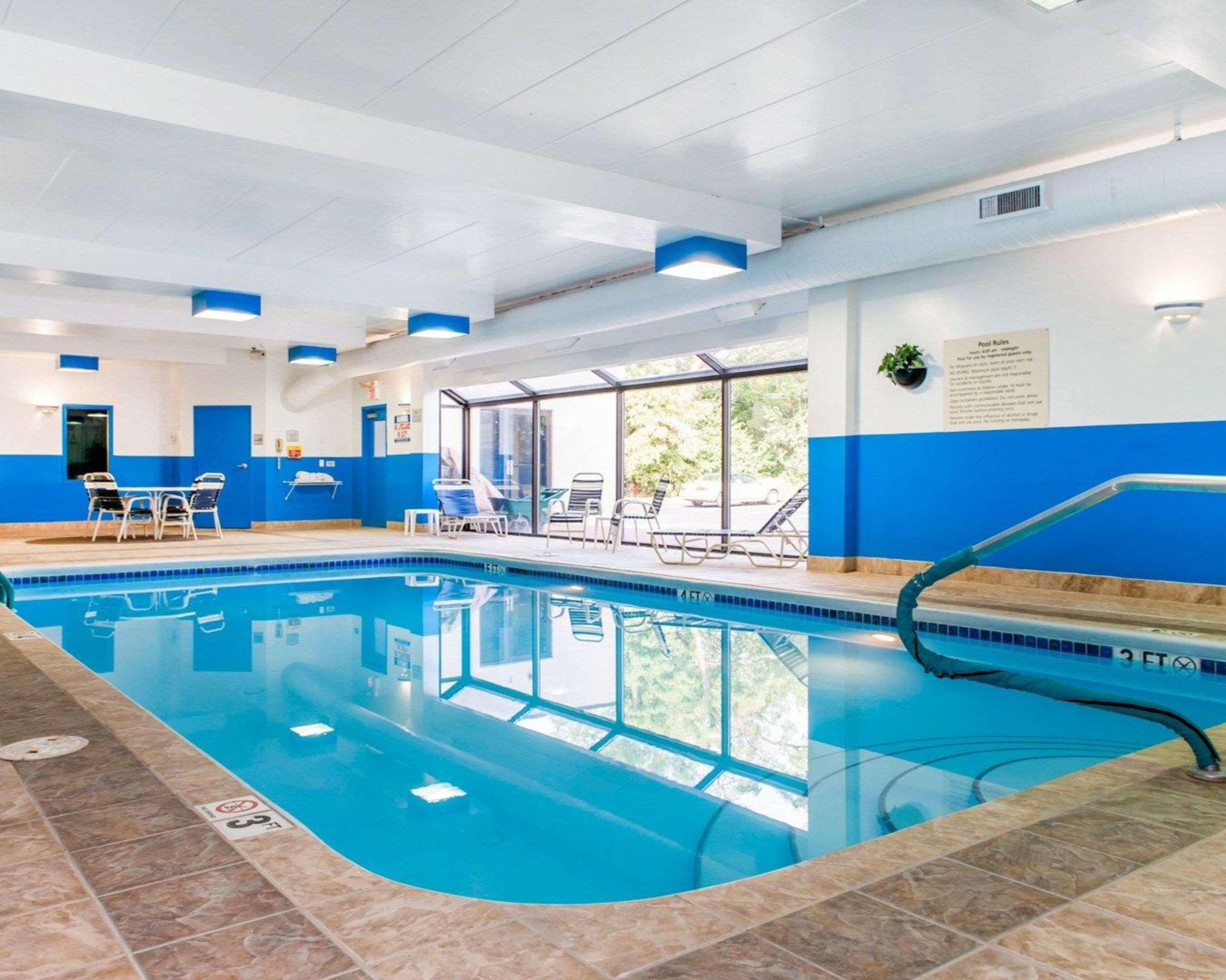 Comfort Inn Oxford - University Area Exterior photo